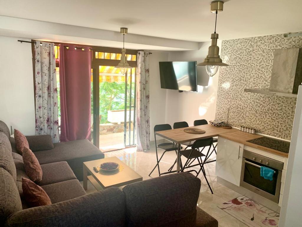 Duplex-Bungalow In Playa De Las Americas,3 Minutes Near The Best Beaches In Tenerife Bagian luar foto