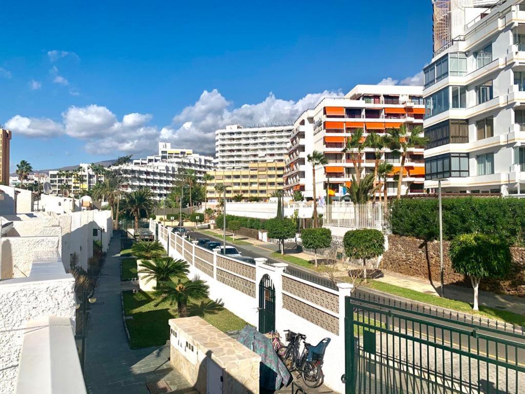 Duplex-Bungalow In Playa De Las Americas,3 Minutes Near The Best Beaches In Tenerife Bagian luar foto